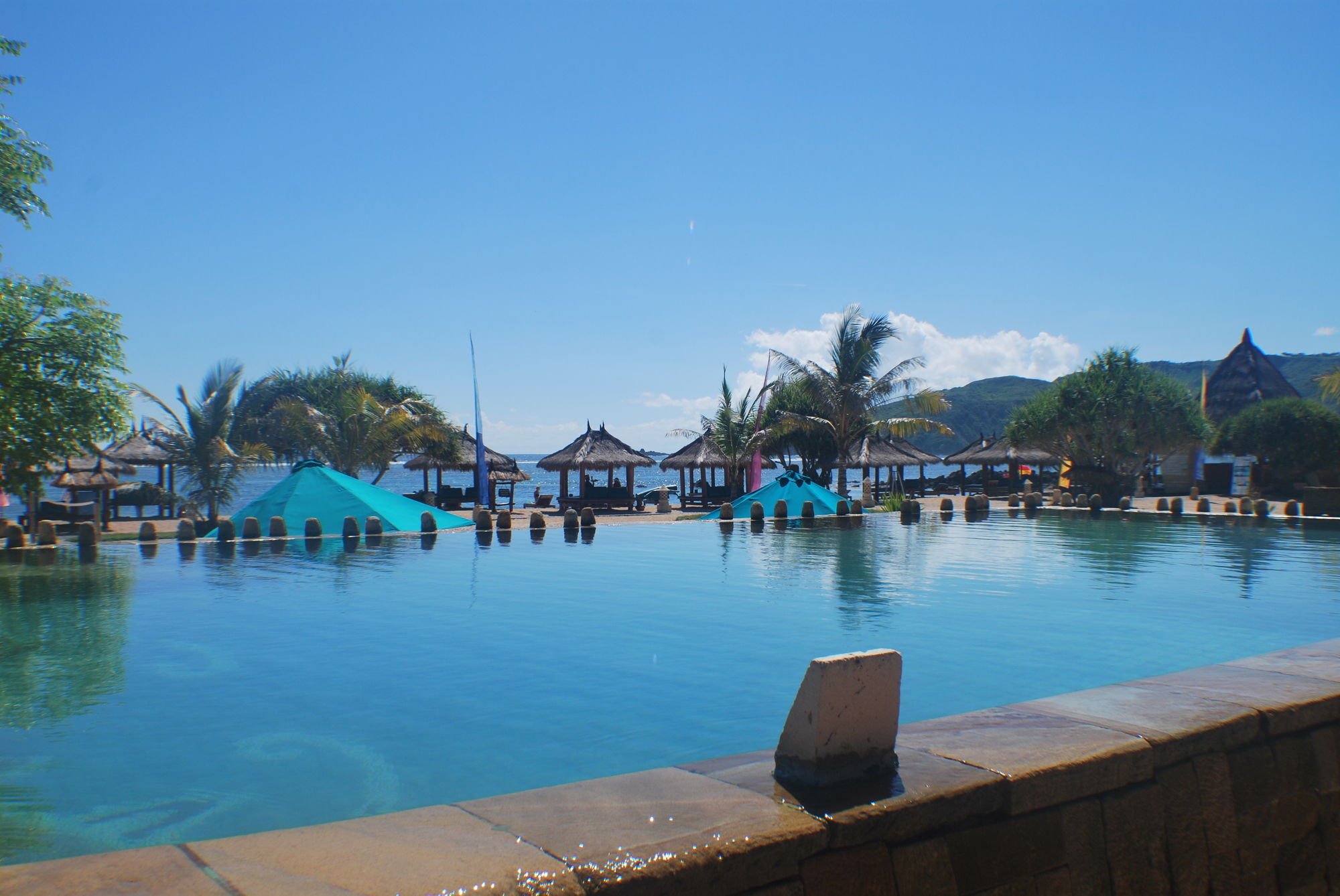Novotel Lombok & Hotel 4*