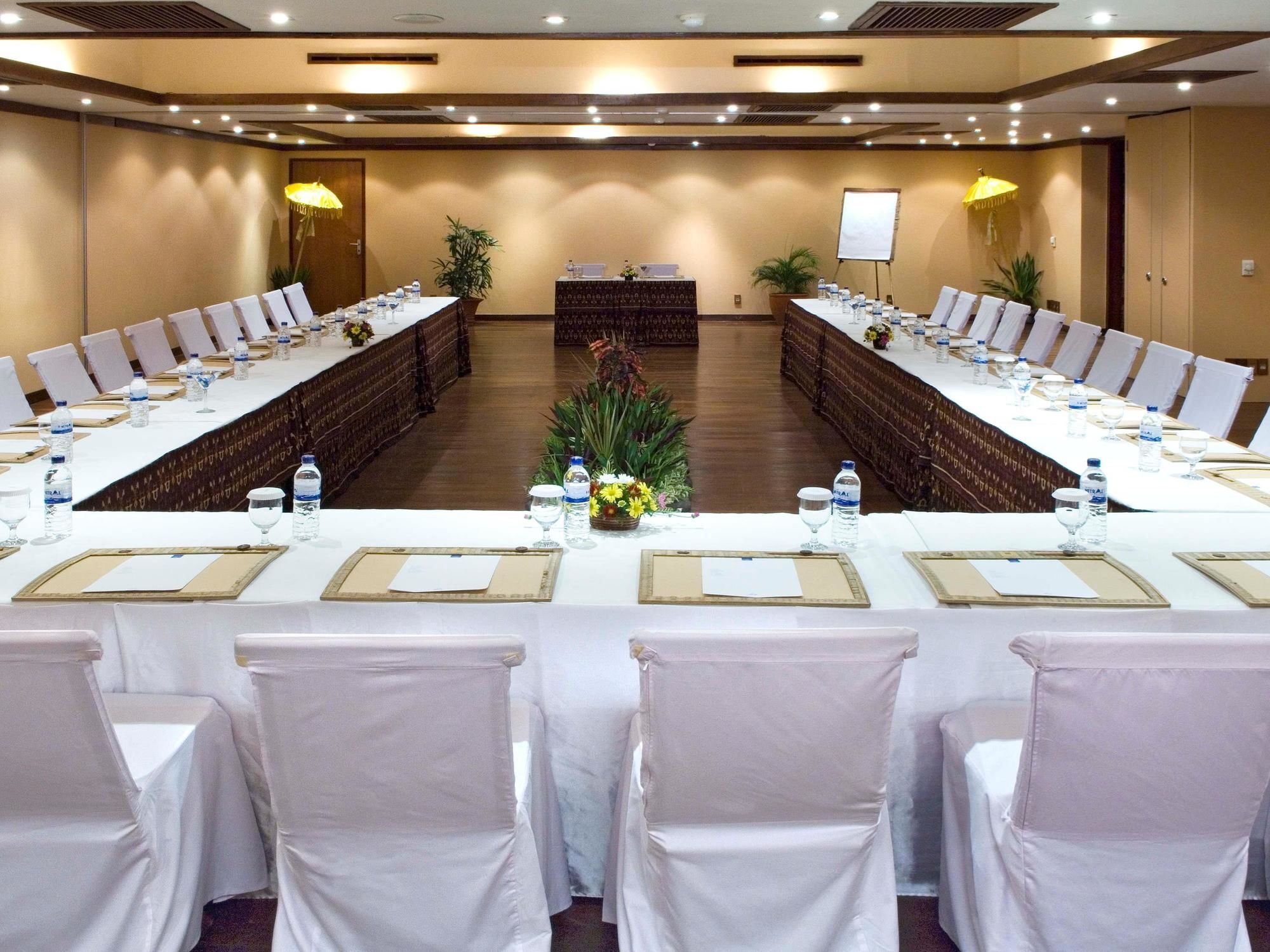 Novotel Lombok & Hotel